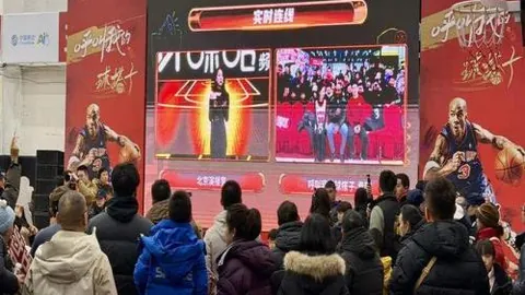 中国女足惜败朝鲜女足，队员泪洒绿茵场